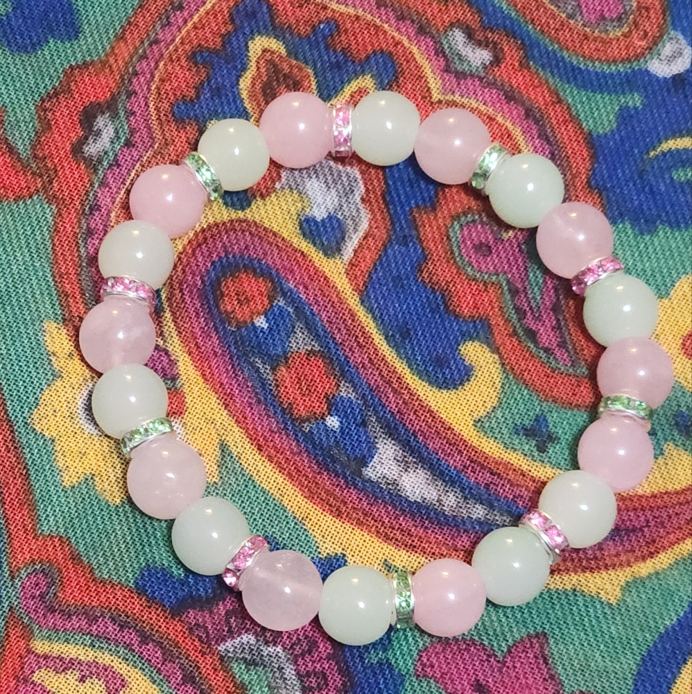 AKA pink and green beaded glass bracelet